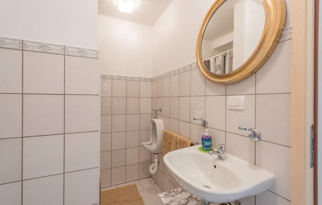 Apartman Aja Kaštelir Exterior foto
